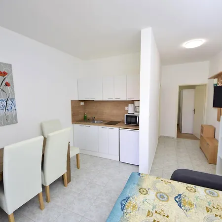 Apartament Katarina 3 By Interhome Brodarica (Sibenik-Knin)